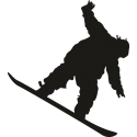 Человек скатывающийся со склона на сноуборде